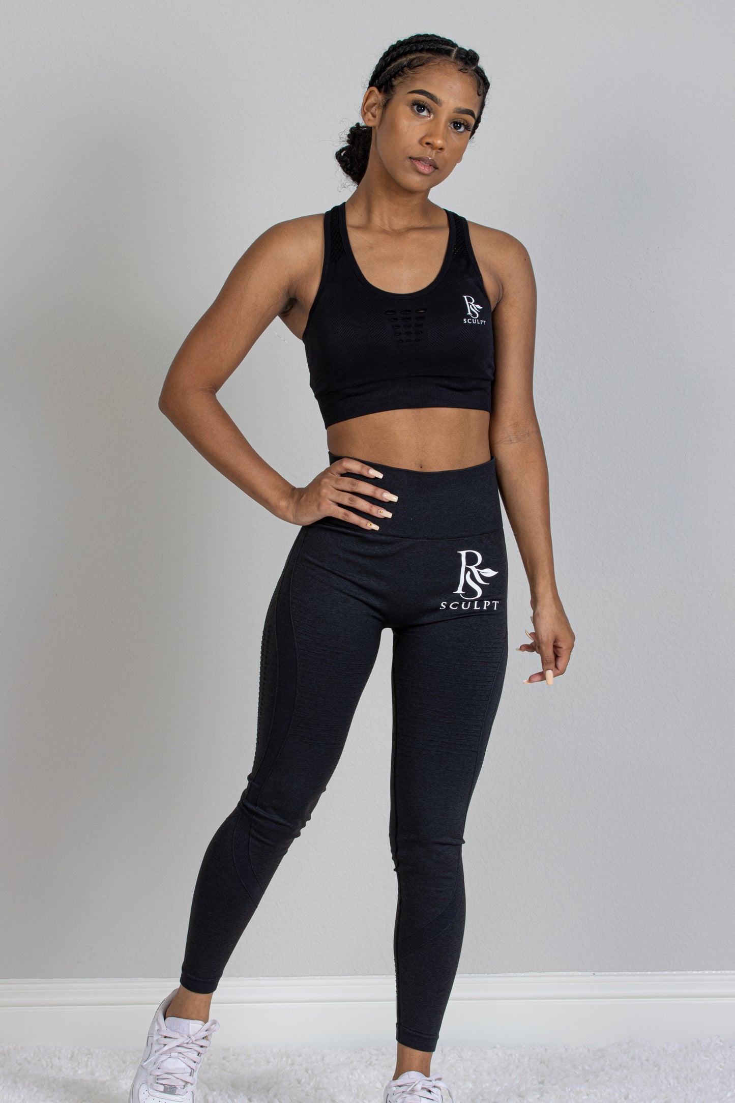 RIHANA SEAMLESS LEGGINGS BLACK